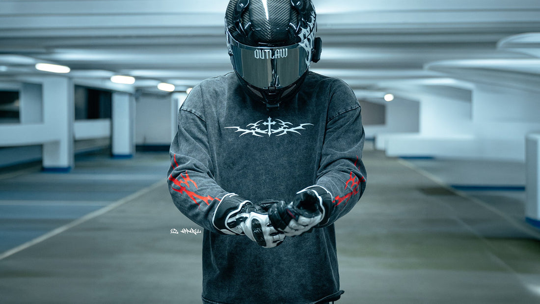Graphic Long Sleeves That Carry the Whole Look