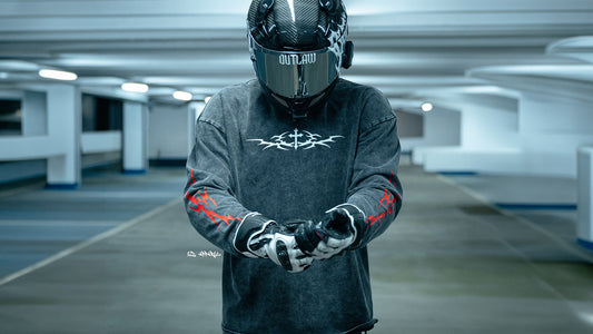 Graphic Long Sleeves That Carry the Whole Look
