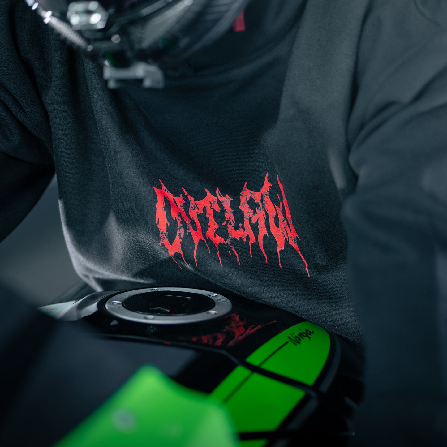 OUTLAW - Hoodie - BLACK