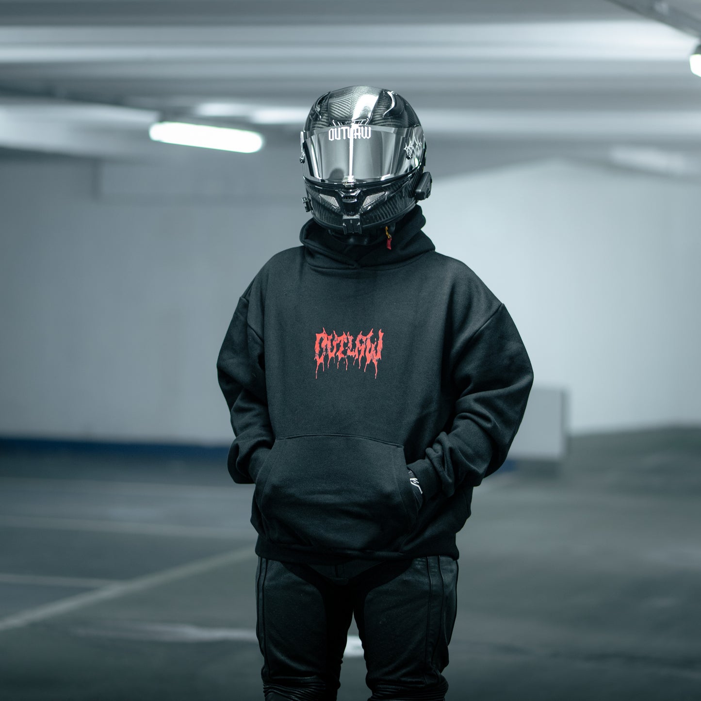 OUTLAW - Hoodie - BLACK
