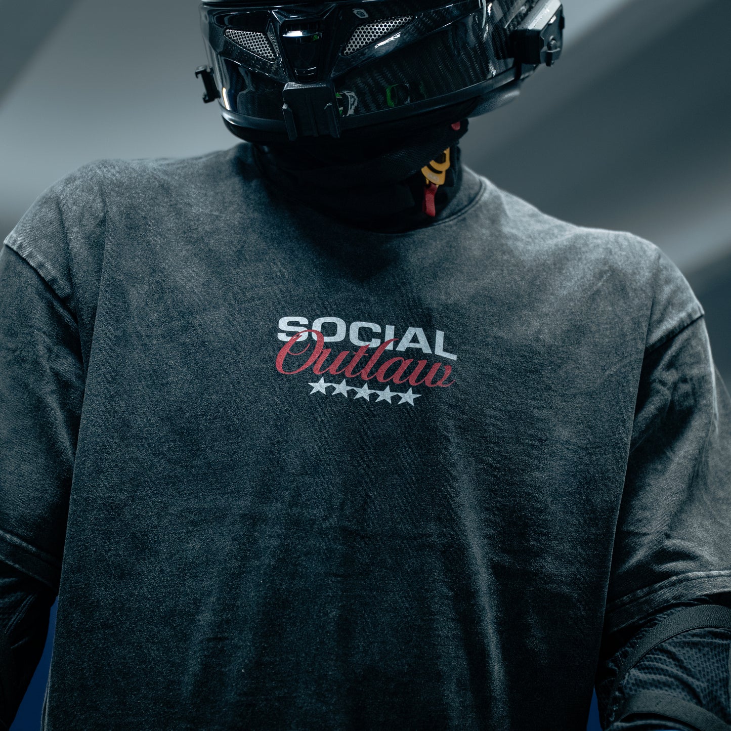 SOCIAL OUTLAW - T-Shirt - Acid Wash - Oversized - Dark Grey
