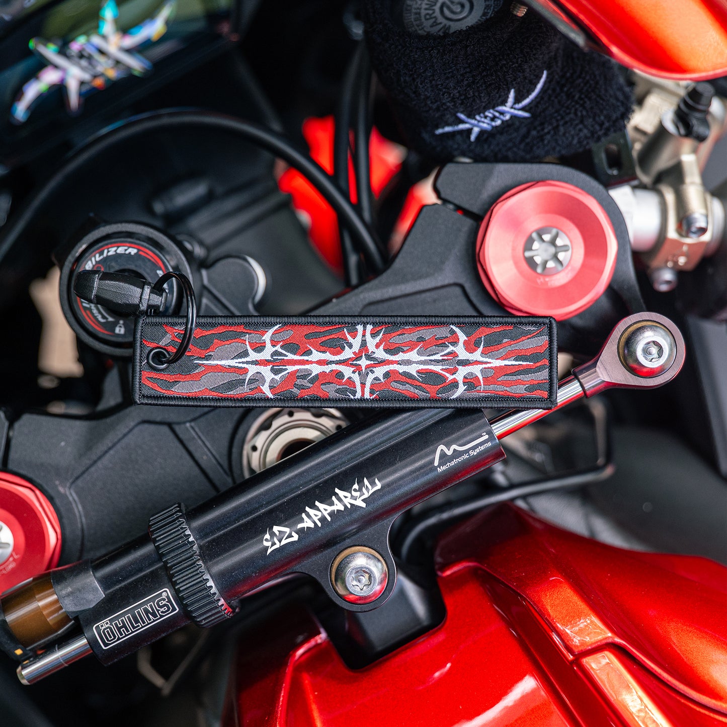 HAVOC - Keychain - Black/Red/White